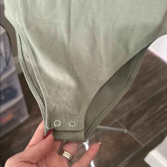 GAP Olive Green Bodysuit - Picture 3 of 6